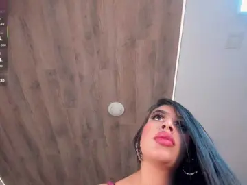 Bongacams Live Porn of LeahLombardi