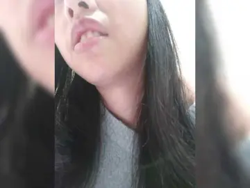 Bongacams Watch Live Sex Cams of Selinababy99