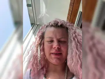 Bongacams Watch Live Sex Cams of mariannaa