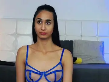 Bongacams Free Porn Cam of LexxyPlay