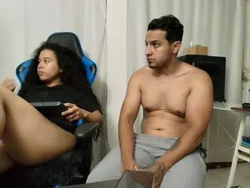 Bongacams Free Porn Cam of couplee-horny
