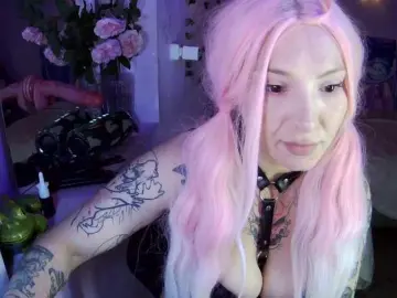 Bongacams Live Sex Cam of Mini0Melloo