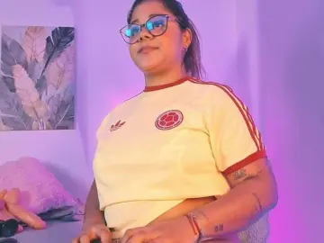 Bongacams Private Sex Chat of chelseea-bluey