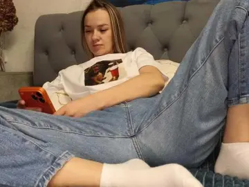 Bongacams Watch Live Sex Cams of -Sexyhotangel-