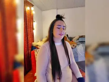 Bongacams Private Sex Chat of MeganHotCurvy