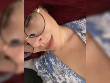 Bongacams Live Sex Cam of lova-mars