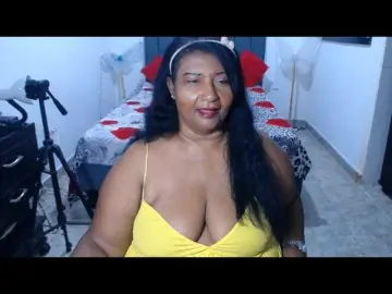 Bongacams Watch Live Sex Cams of maturealicezx
