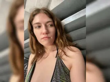 Bongacams Private Sex Chat of Alinagilberd03