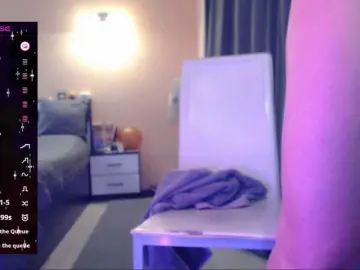 Bongacams Best live sex cam show of DelicateKiss