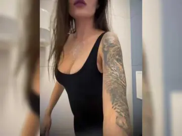 Bongacams Best live sex cam show of Opskira