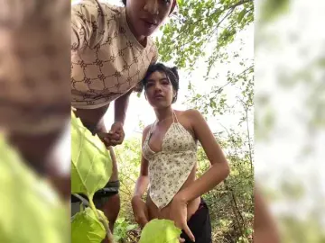 Bongacams Watch Live Sex Cams of ROOMEXOTIC11