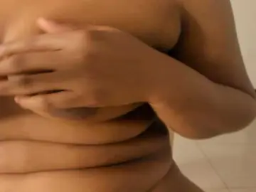 Bongacams Free Live Porn of CarolinnaGomez