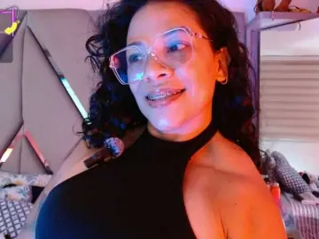 Bongacams Watch Live Sex Cams of paula-daniela1
