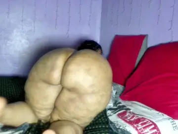 Bongacams Sex Cam of Big-Ass-Wilma