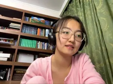 Bongacams Sex Cam of MellieTormey