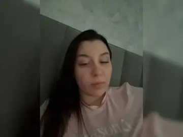 Bongacams Watch Live Sex Cams of M-O-L-N-I-Y-A