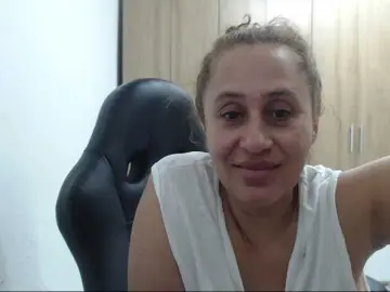 Bongacams Adult Webcams of RoxanaMilf