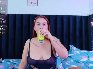 Bongacams Private Sex Chat of mamaneedsfun