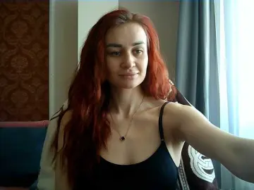 Bongacams Free Live Porn of SweetQueen11