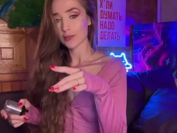 Bongacams Free Live Porn of CandyBoom