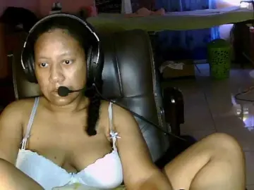 Bongacams Nude Webcam of Eirondra-valeen