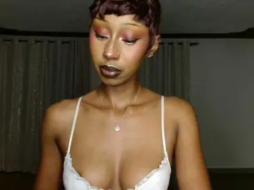 Bongacams Live Sex of adriana-crystal23