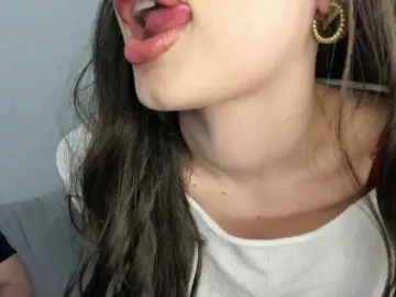 Bongacams Nude Webcam of westgum