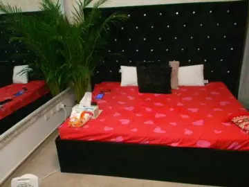 Bongacams Nude Webcam of Lillyhott