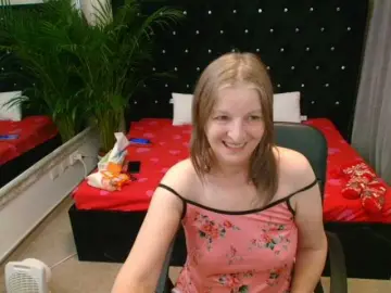 Bongacams Sex Chat of Lillyhott