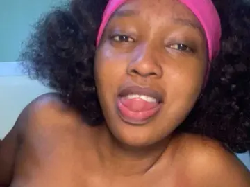 Bongacams Live Porn of cadie1321