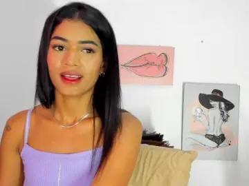 Bongacams Free Live Porn of BarbieHotLaura