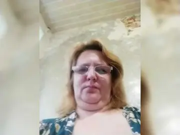 Bongacams Live Sex Cam of ForestLadyXL