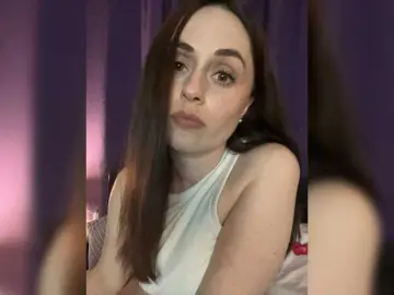 Bongacams Watch Live Sex Cams of LolaSoft