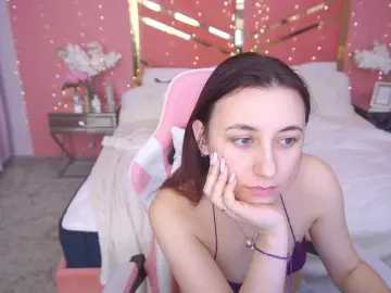 Bongacams Free Porn Cam of RoxyRayy