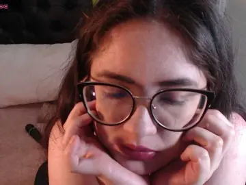 Bongacams Watch Live Sex Cams of KrystalAdams