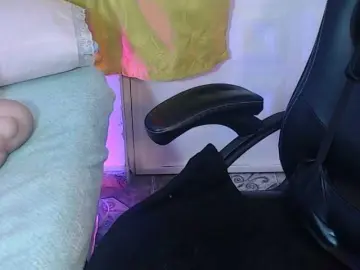Bongacams Live Sex Cam of KrystalAdams