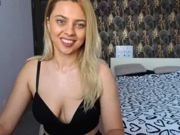 Bongacams Private Sex Chat of CarlaStaceeFun