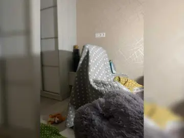 Bongacams Watch Live Sex Cams of Mishkaa7771