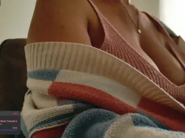 Bongacams Nude Webcam of SweetLilLulu