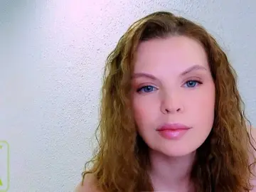 Bongacams Private Sex Chat of AureliaFly