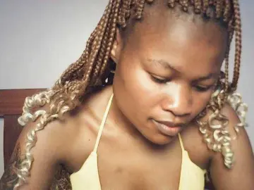 Bongacams Nude Webcam of queenivy