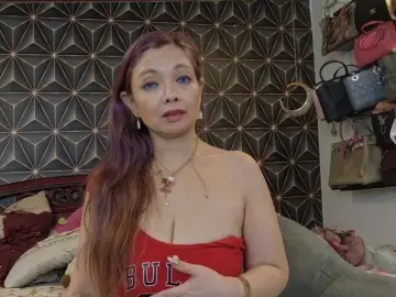 Bongacams Free Live Porn of YummyMeily