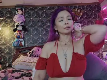 Bongacams Private Sex Chat of YummyMeily