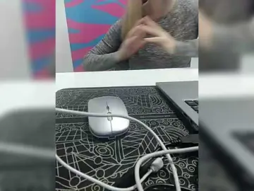 Bongacams Watch Live Sex Cams of Angelinamik
