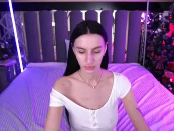 Bongacams Free Porn Cam of SnowWhiteee
