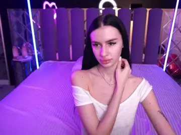 Bongacams Live Sex Cam of SnowWhiteee