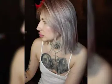 Bongacams Live Sex of a-squirter
