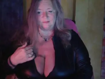 Bongacams Sex Cam of lady-vamp