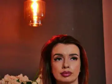 Bongacams Private Sex Chat of LollyShine