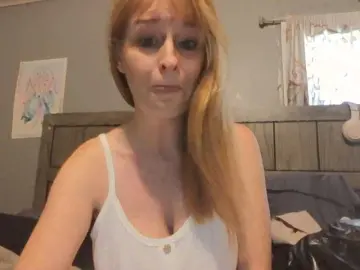Bongacams Best live sex cam show of Pizzedwife
